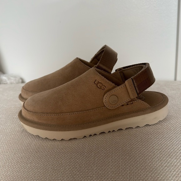 UGG Other - Goldenstar Clog
